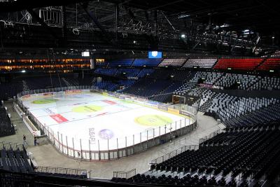 Zürich Hallenstadion mit Eisfläche